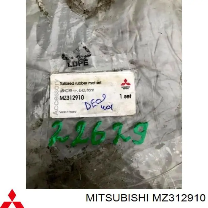 MZ312910 Mitsubishi Tapetes dianteiros + traseiros, kit