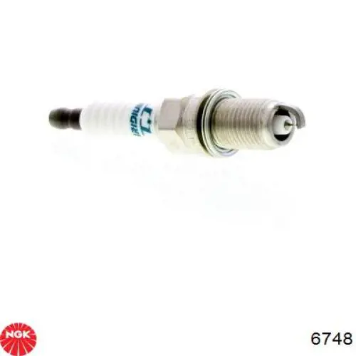 Compre 6748 NGK Vela de ignição