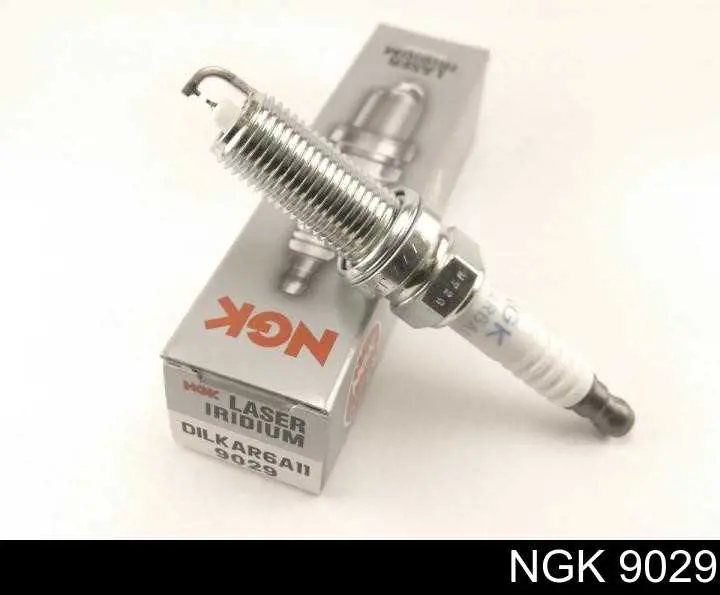Vela de ignição NGK 9029 preço, a partir de 27,80 USD