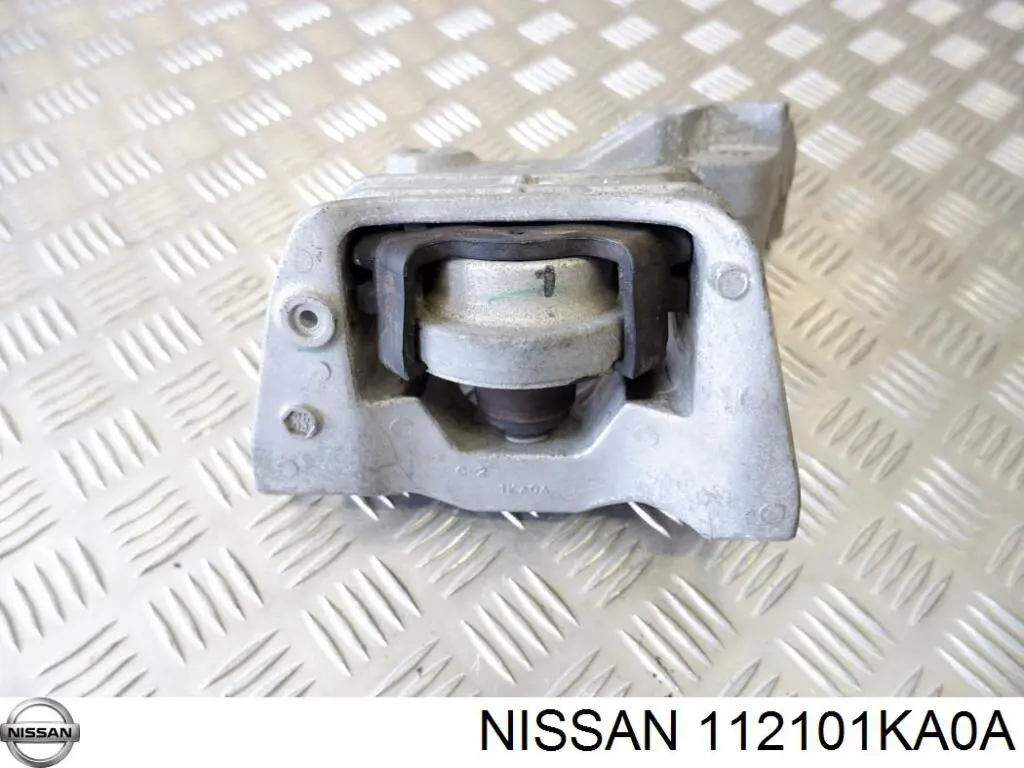 Coxim (suporte) direito superior de motor Nissan/Infiniti 112101KA0A preço, a partir de 107,40 USD