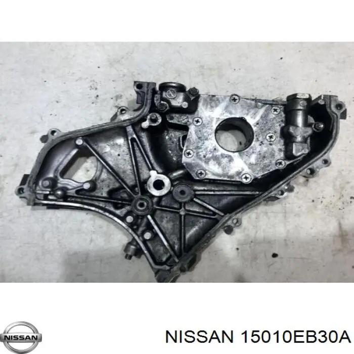 15010EB30A Nissan/Infiniti Bomba de óleo