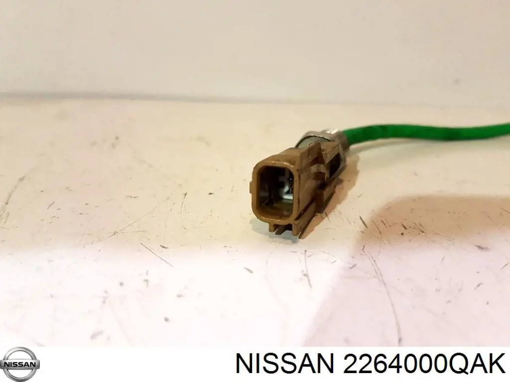226408367R Nissan/Infiniti Sensor de temperatura dos gases de escape (GE), de válvula EGR