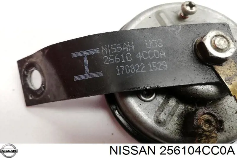 256104CC0A Nissan/Infiniti Sinal sonoro (cláxon)