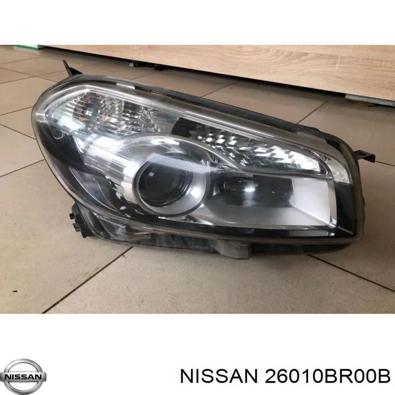 26010BR00B Nissan/Infiniti Luz direita