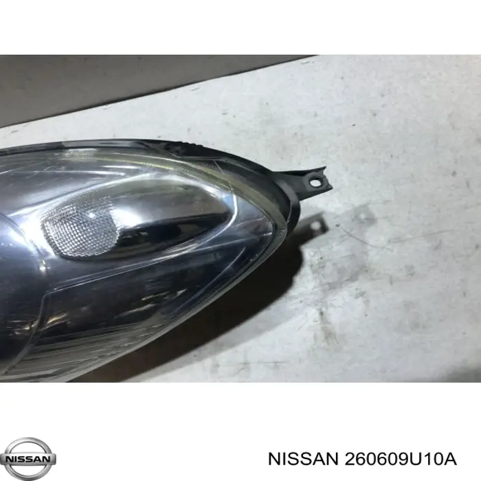 Compre 260609U10A Nissan/Infiniti Luz esquerda