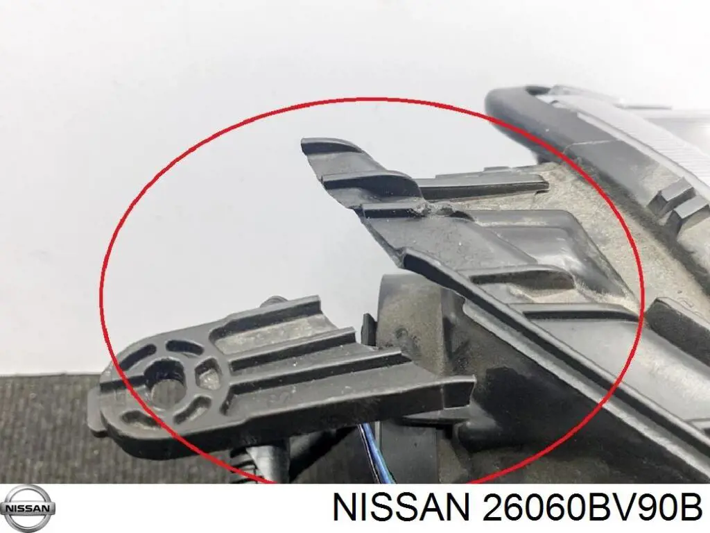 Luz esquerda Nissan/Infiniti 26060BV90B preço, a partir de 244,01 USD