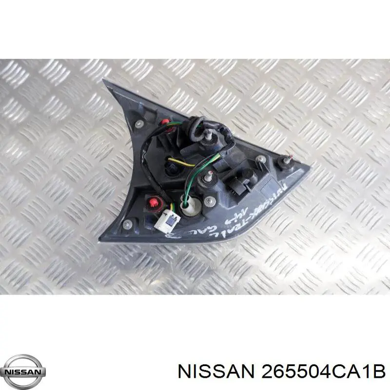 Lanterna traseira direita interna Nissan/Infiniti 265504CA1B preço, a partir de 108,54 USD