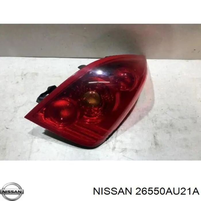 26550AU21A Nissan/Infiniti Lanterna traseira direita