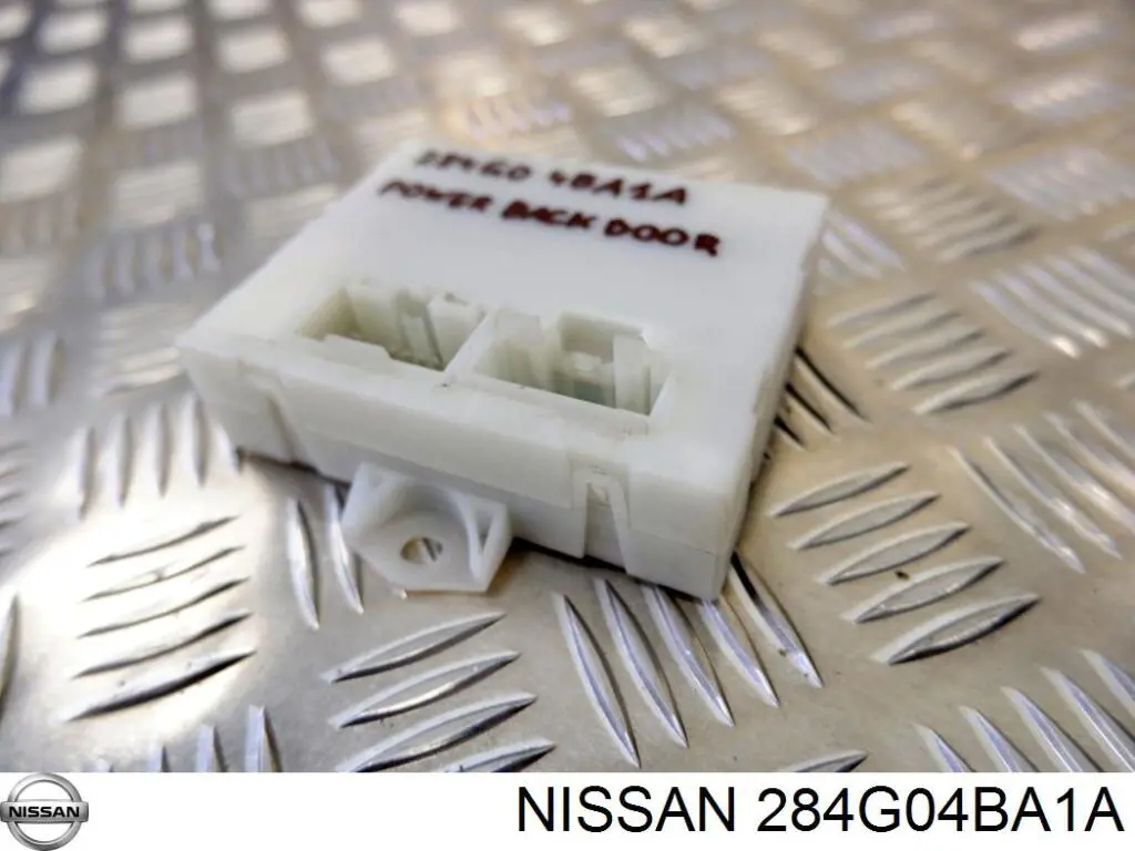 Compre 284G04BA1A Nissan/Infiniti Módulo de direção (Centralina eletrônica) de abertura de tampa de porta-malas (de 3ª/5ª porta traseira)