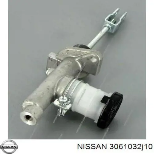 3061032J10 Nissan/Infiniti Cilindro mestre de embraiagem