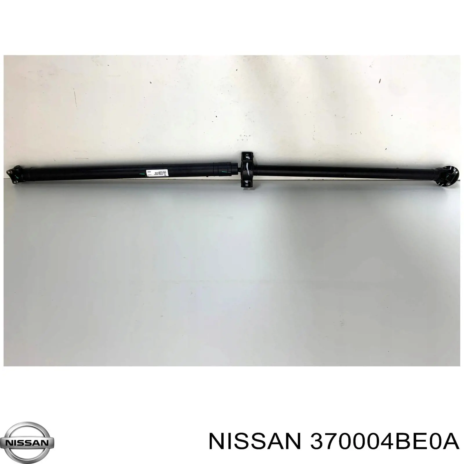 370004BE0A Nissan/Infiniti Junta universal traseira montada