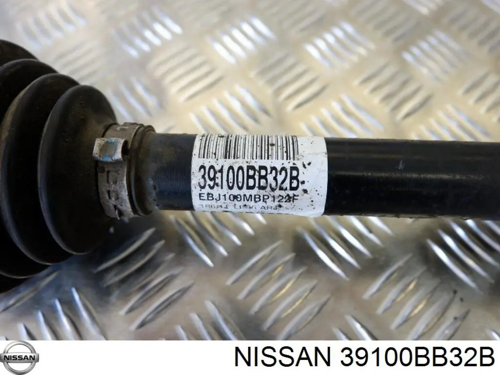 39100BB32B Nissan/Infiniti Semieixo (acionador) dianteiro direito