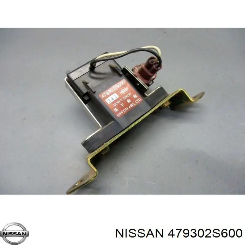 Compre 479302S600 Nissan/Infiniti 