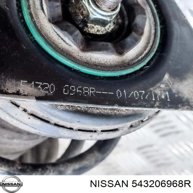 Compre 543206968R Nissan/Infiniti Suporte de amortecedor dianteiro