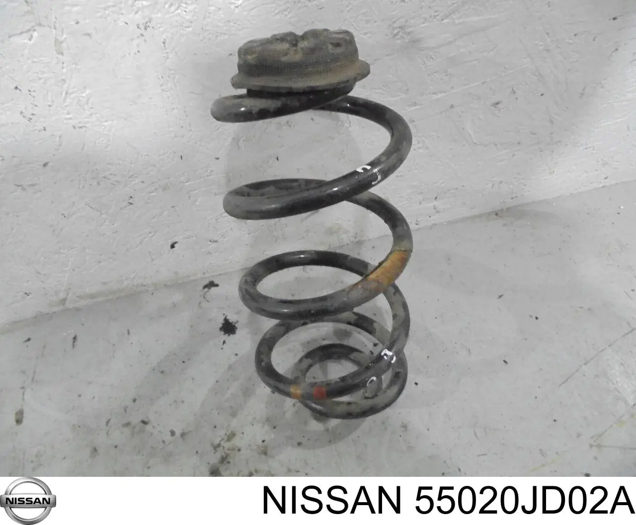55020JD02A Nissan/Infiniti Mola traseira