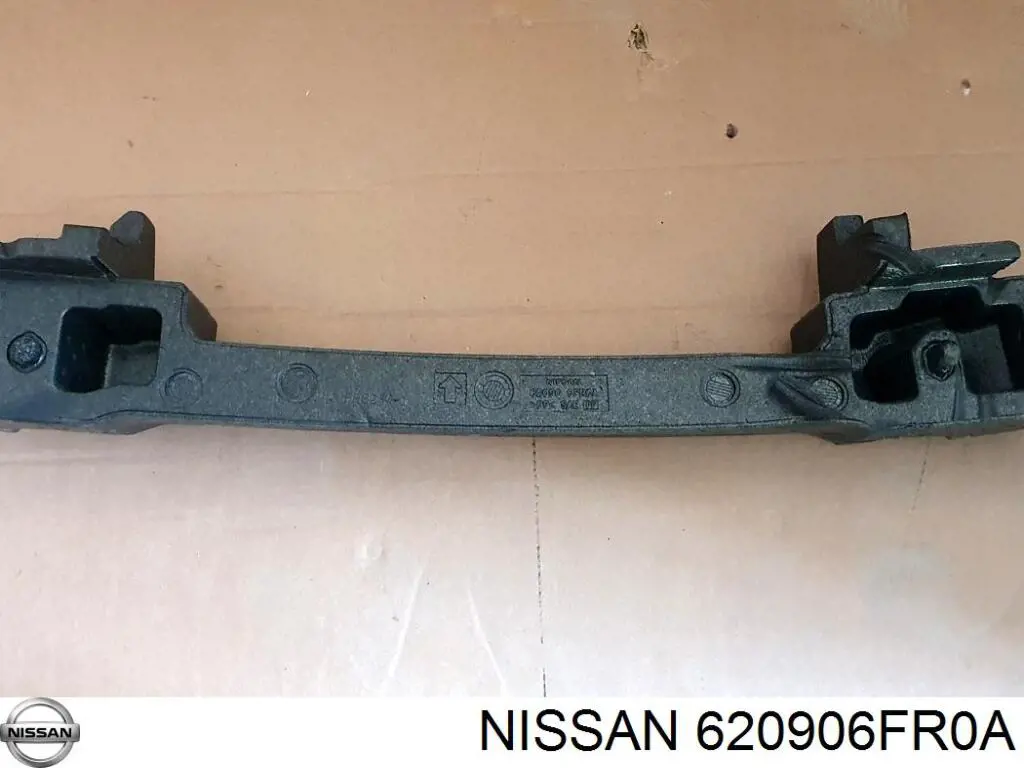 620906FR0A Nissan/Infiniti Absorvedor (enchido) do pára-choque dianteiro
