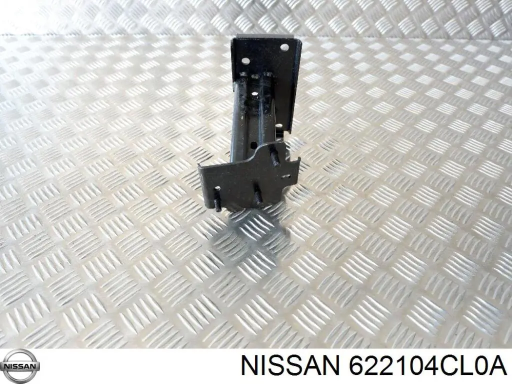 Compre 622104CL0A Nissan/Infiniti Consola de reforçador do pára-choque dianteiro