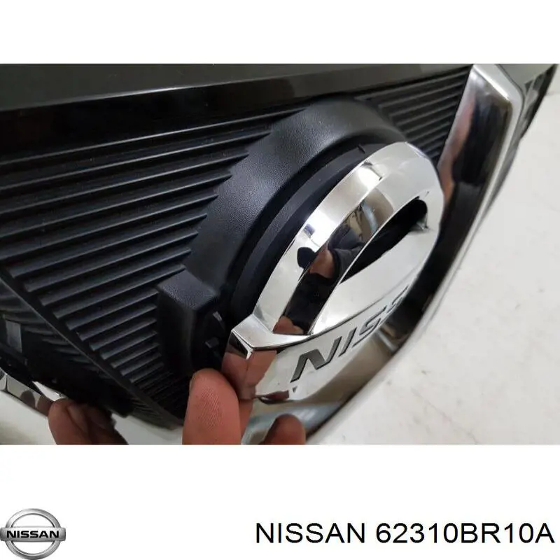 62310BR10A Nissan/Infiniti Grelha do radiador