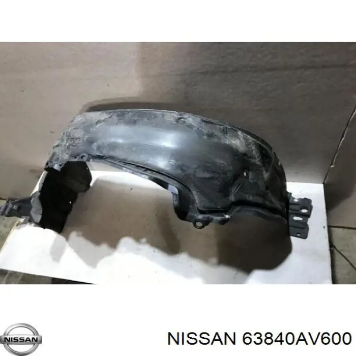 Compre 63840AV600 Nissan/Infiniti Guarda-barras direito do pára-lama dianteiro