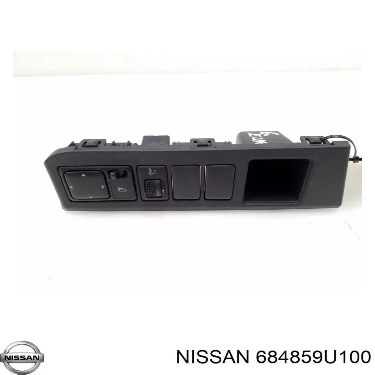 684859U100 Nissan/Infiniti 