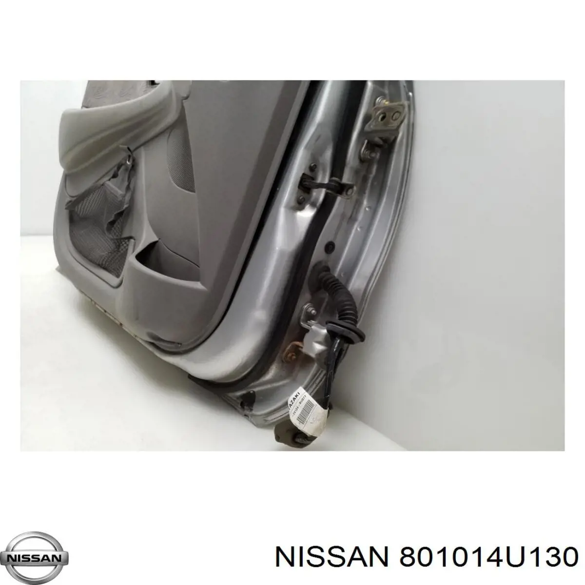 Porta dianteira esquerda Nissan Almera TINO V10