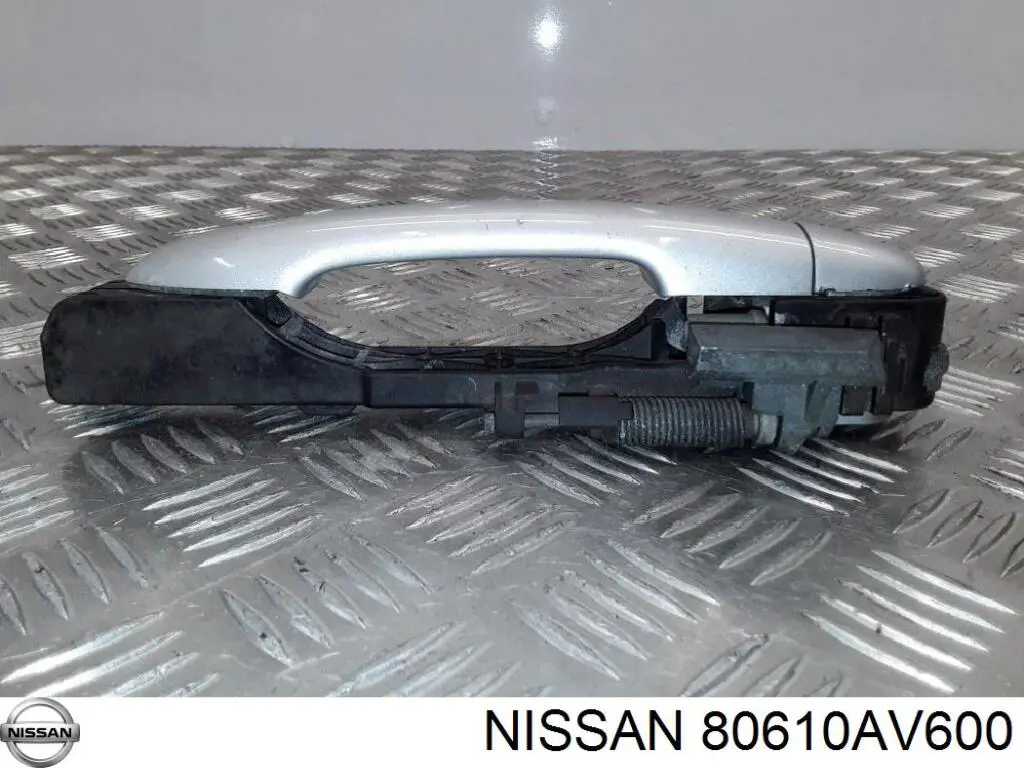 80610AV600 Nissan/Infiniti Suporte de maçaneta externa da porta dianteira direita