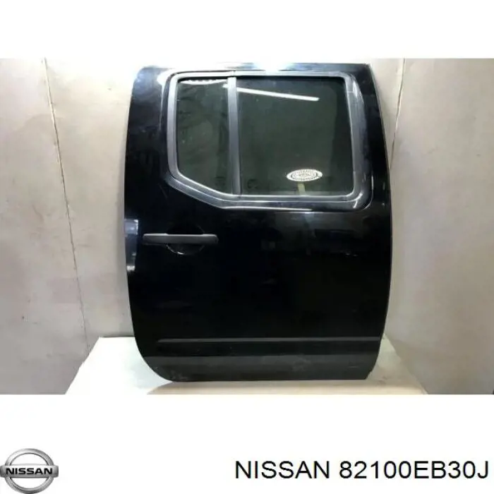82100EB30J Nissan/Infiniti Porta traseira direita