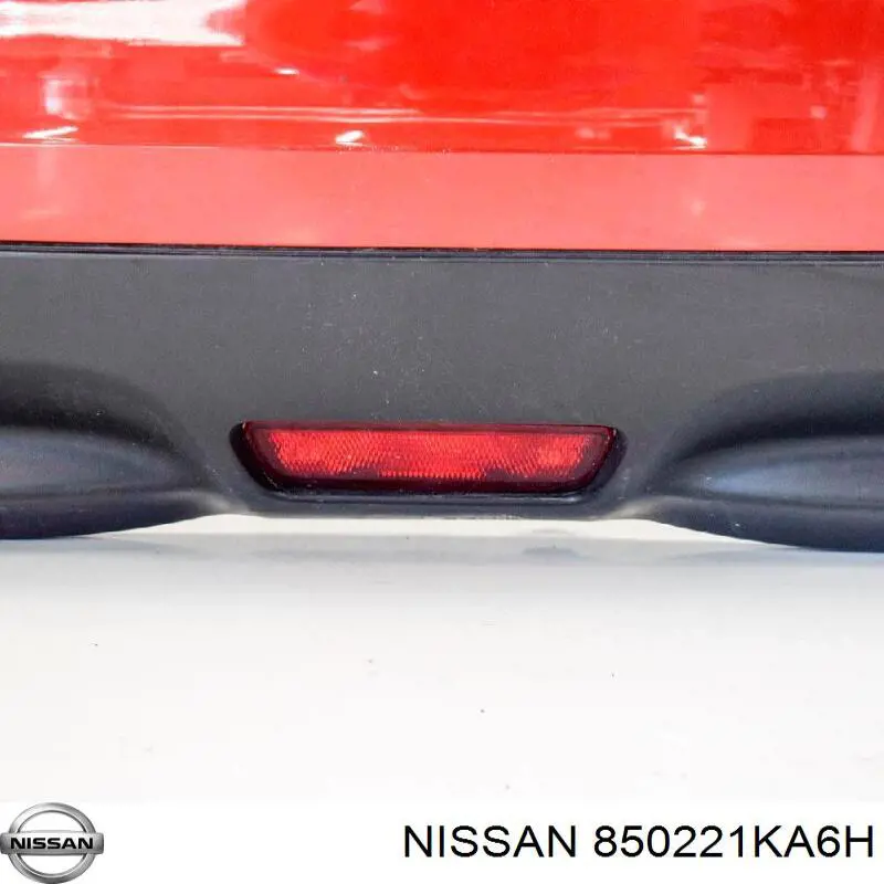 850221KA6H Nissan/Infiniti Pára-choque traseiro