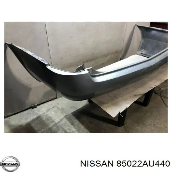 Pára-choque traseiro Nissan Primera  WP12