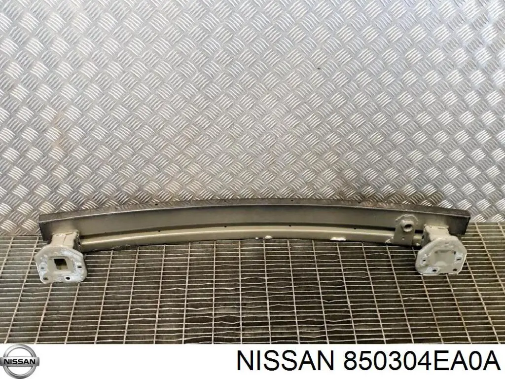 850304EA0A Nissan/Infiniti Reforçador do pára-choque traseiro