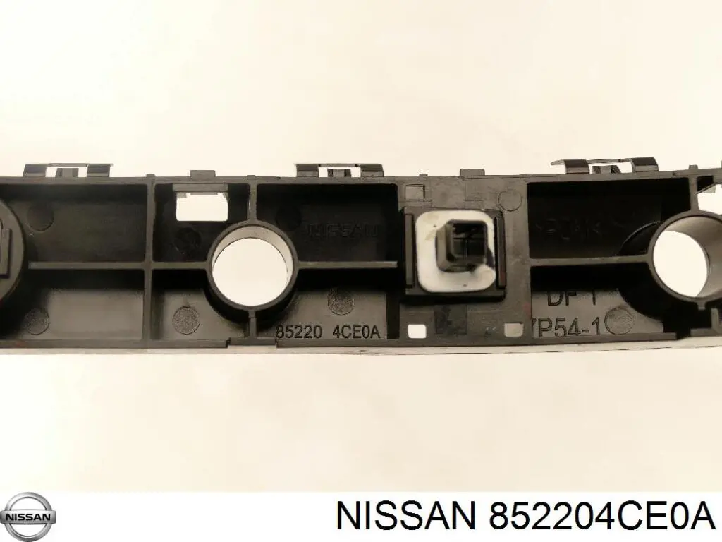 Consola direita do pára-choque traseiro 852204CE0A Nissan/Infiniti