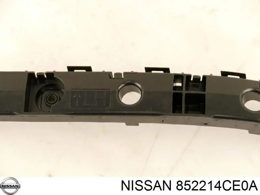 Consola esquerda do pára-choque traseiro 852214CE0A Nissan/Infiniti