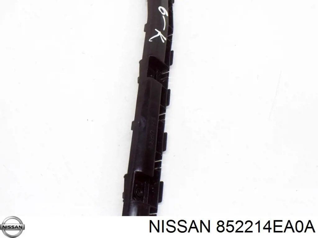 Consola esquerda do pára-choque traseiro Nissan/Infiniti 852214EA0A preço, a partir de 29,88 USD