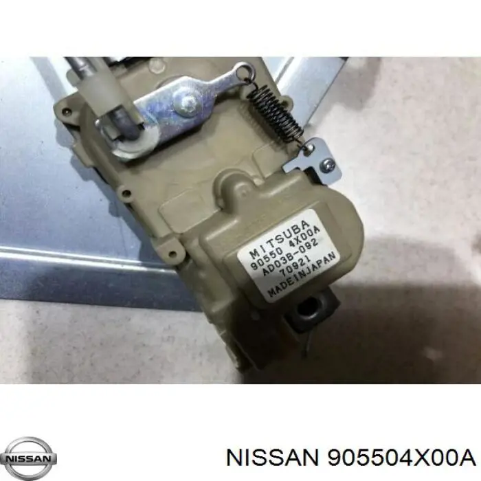905504X00A Nissan/Infiniti Motor acionador de abertura/fechamento de porta-malas (de 3ª/5ª porta traseira)