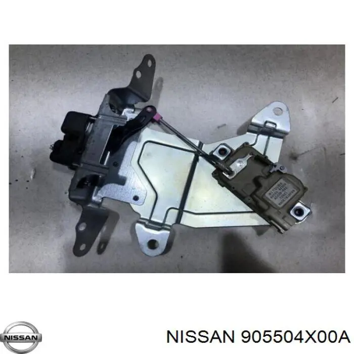 905504X00A Nissan/Infiniti Motor acionador de abertura/fechamento de porta-malas (de 3ª/5ª porta traseira)