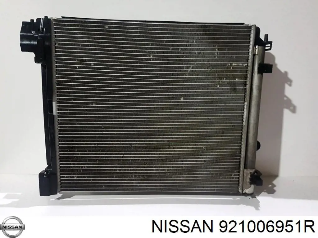 Radiador de aparelho de ar condicionado Nissan/Infiniti 921006951R preço, a partir de 130,16 USD