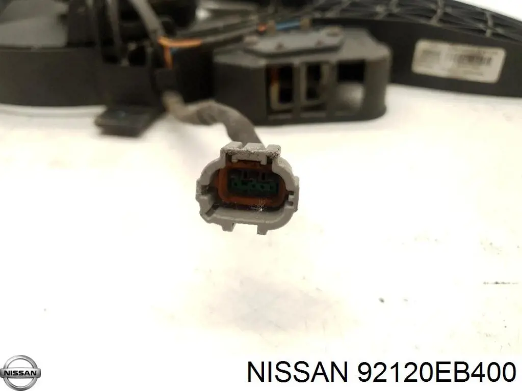 Difusor do radiador de aparelho de ar condicionado, montado com roda de aletas e o motor Nissan/Infiniti 92120EB400 preço, a partir de 74,91 USD