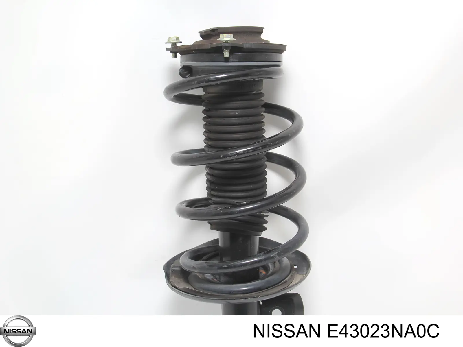 Compre E43023NA0C Nissan/Infiniti Amortecedor dianteiro direito