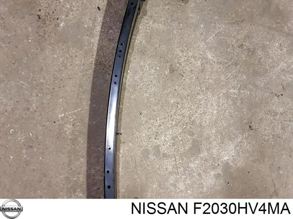 F2030HV4MA Nissan/Infiniti Reforçador do pára-choque dianteiro