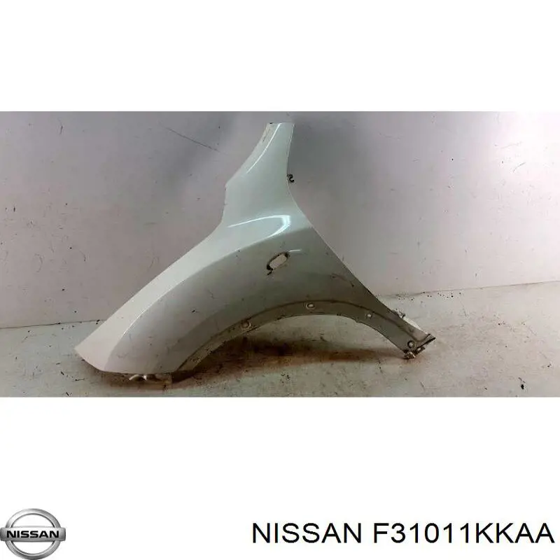 F31011KKAA Nissan/Infiniti Pára-lama dianteiro esquerdo