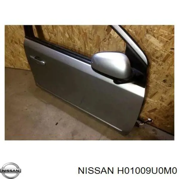 H01009U0M0 Nissan/Infiniti Porta dianteira direita