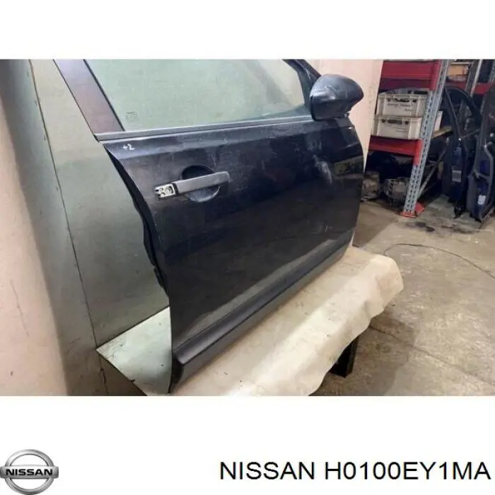 H0100EY1MA Nissan/Infiniti Porta dianteira direita