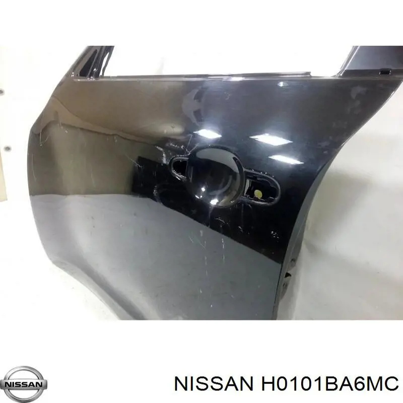 Porta dianteira esquerda Nissan JUKE NMUK F15E