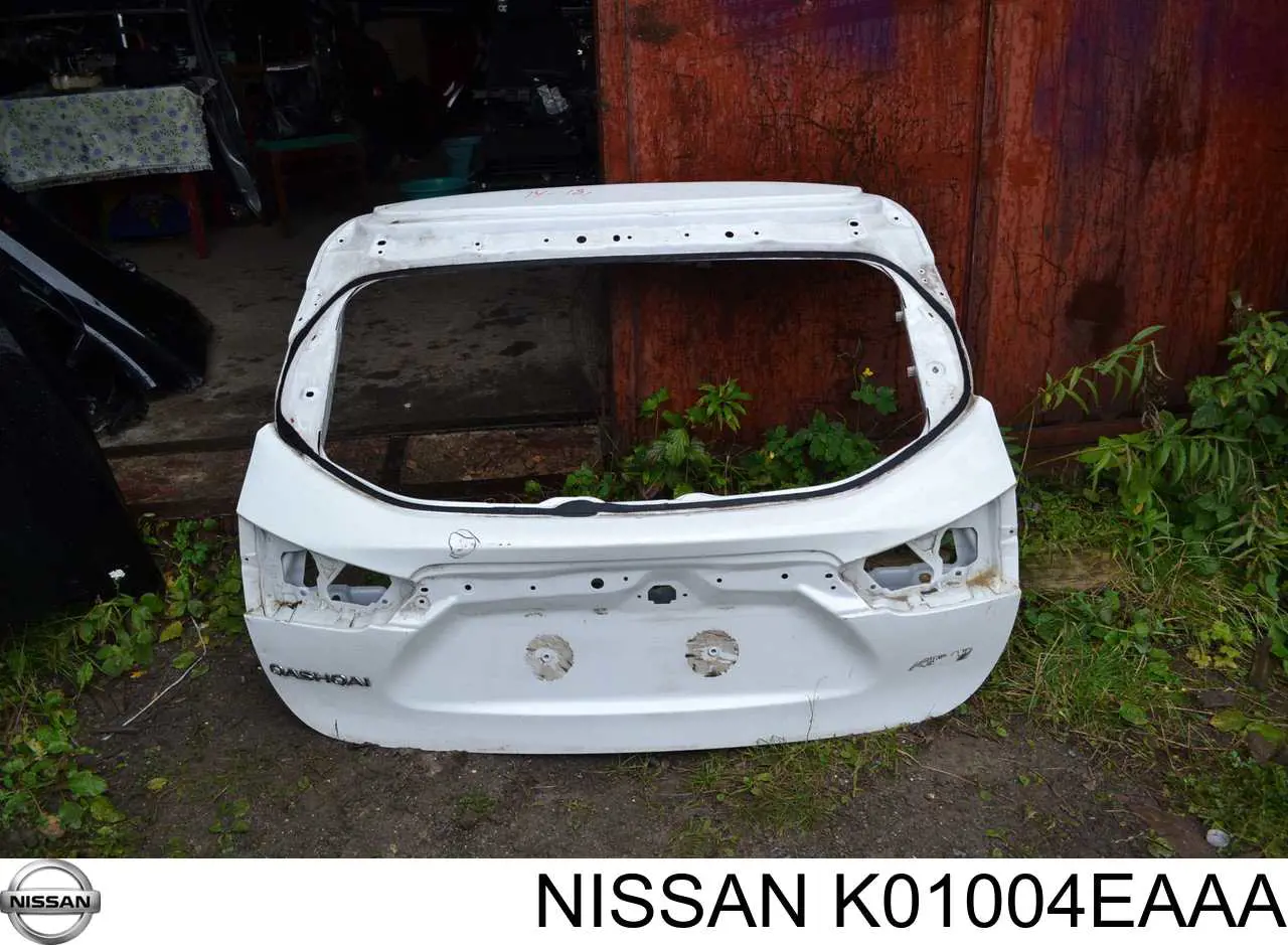 Compre K01004EAAA Nissan/Infiniti Porta traseira (3ª/5ª porta-malas (tampa de alcapão)