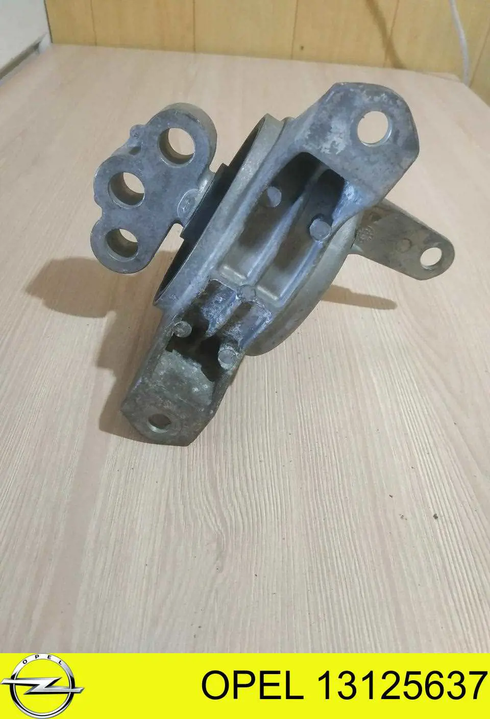 Coxim (suporte) direito de motor Opel 13125637 preço, a partir de 40,99 USD