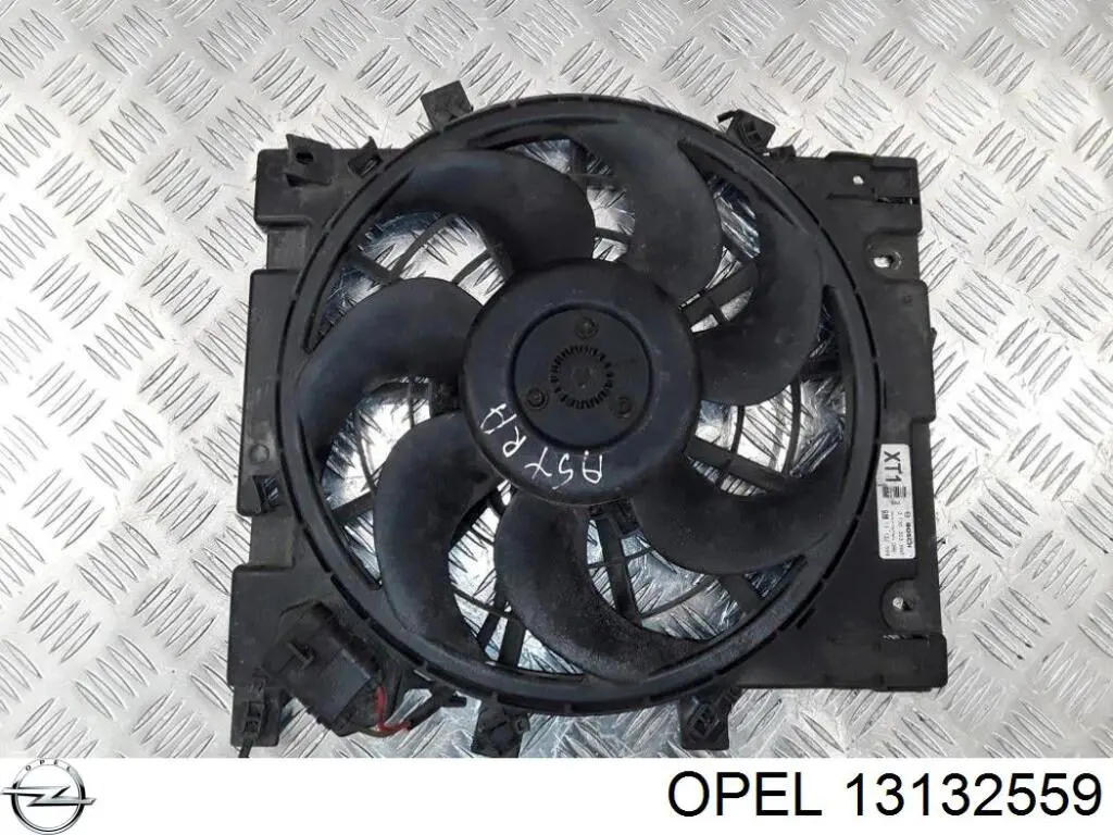 13132559 Opel Ventilador elétrico de esfriamento montado (motor + roda de aletas)