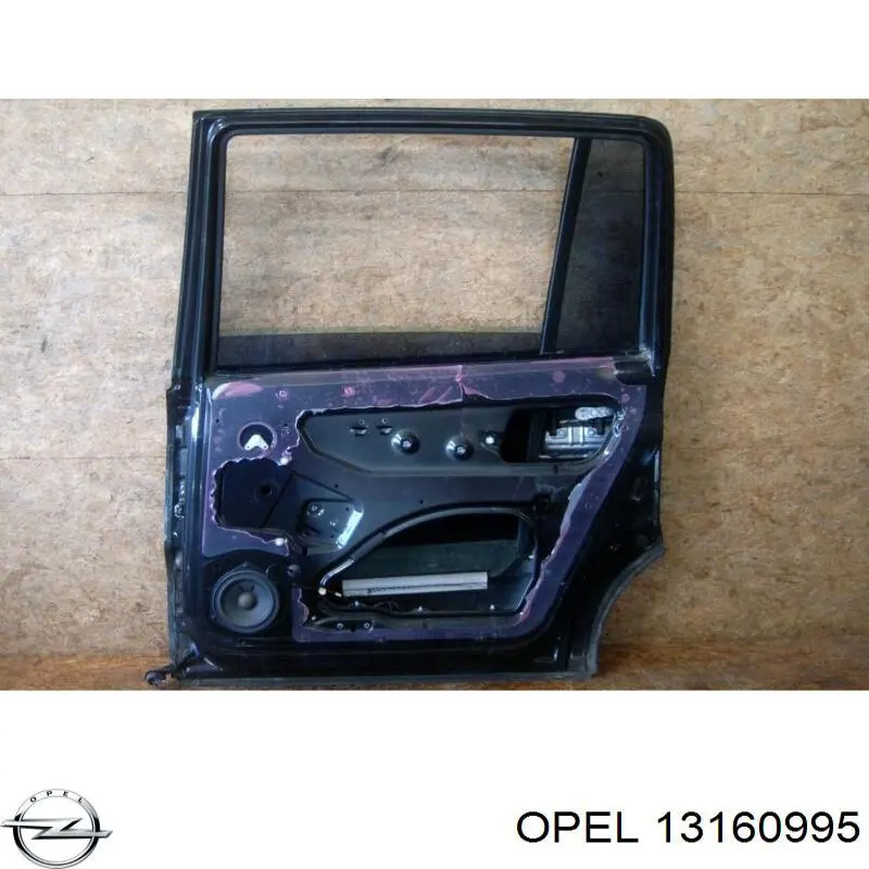 124587 Opel Porta traseira direita
