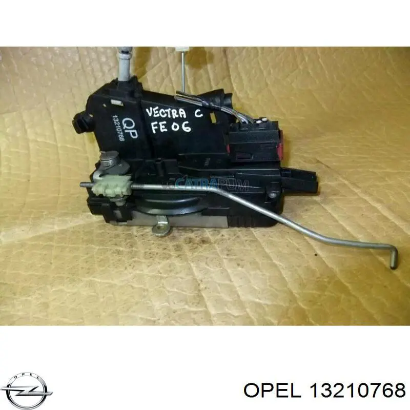 13210768 Opel Fecho da porta dianteira esquerda