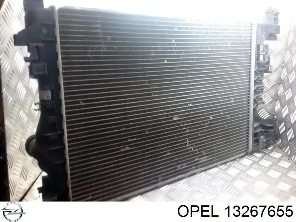 13267655 Opel Radiador de esfriamento de motor
