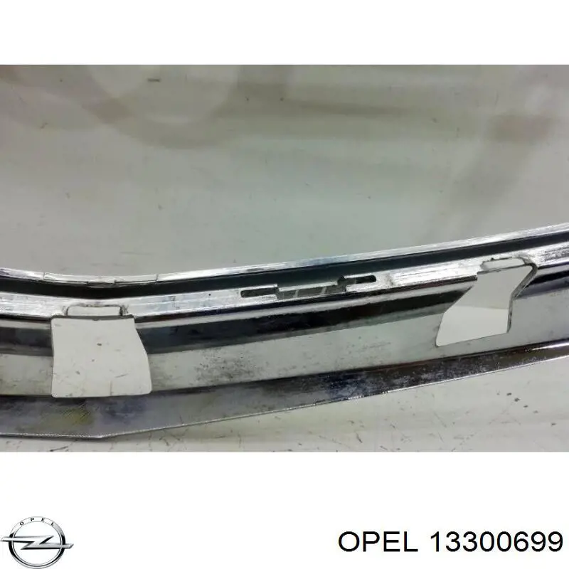 Moldura de grelha do radiador Opel 1322008 preço, a partir de 184,67 USD